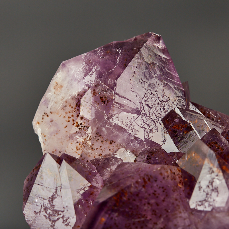 Друза аметист Бразилия от 20&nbsp;см (на подставке)