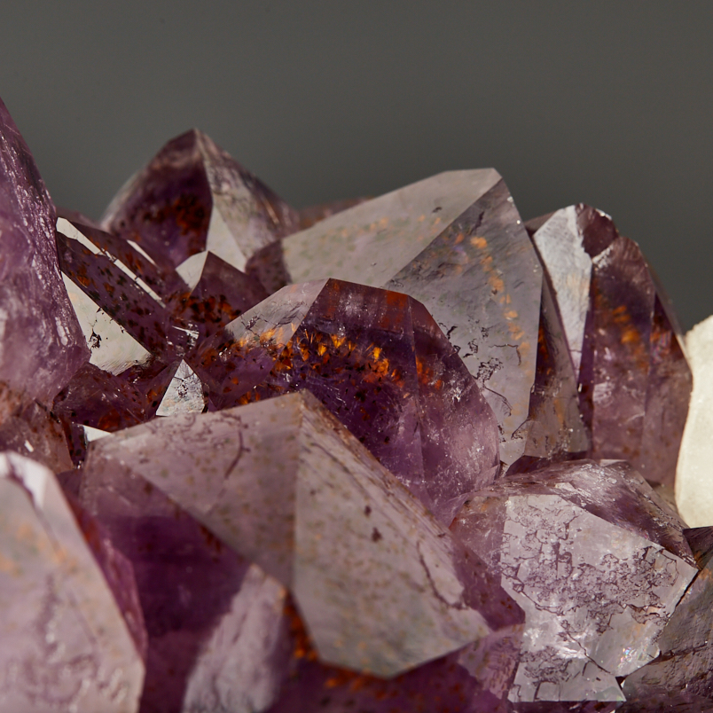 Друза аметист Бразилия от 20&nbsp;см (на подставке)