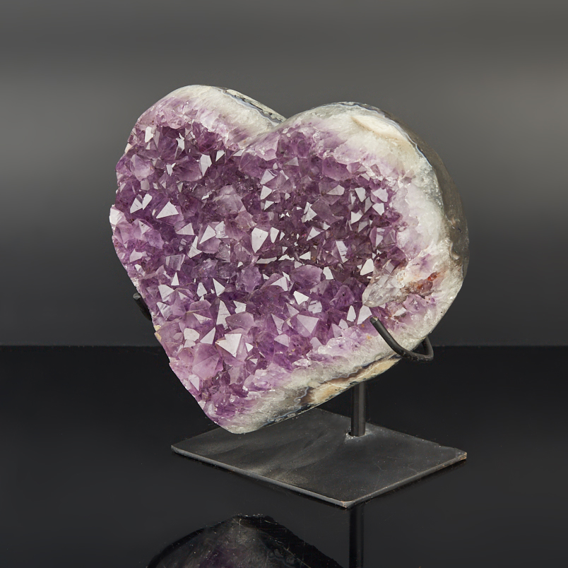 Друза аметист Бразилия 16-20&nbsp;см (на подставке)