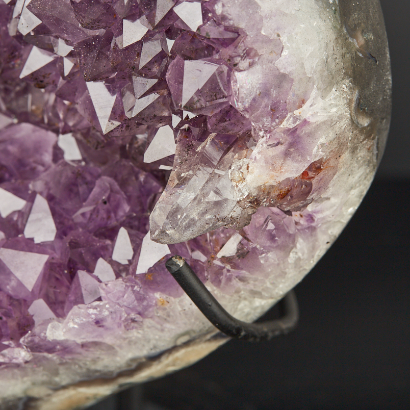 Друза аметист Бразилия 16-20&nbsp;см (на подставке)