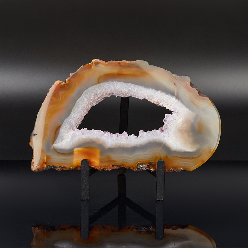 Срез агат коричневый Бразилия от 20 см (на подставке)