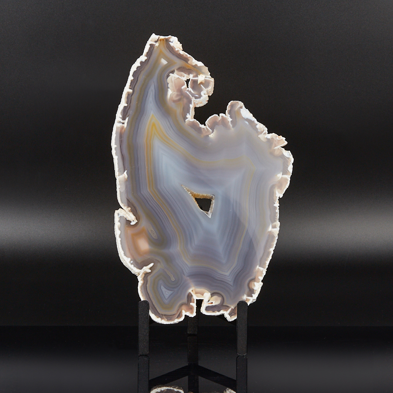 Срез агат серый Бразилия от 20 см (на подставке)