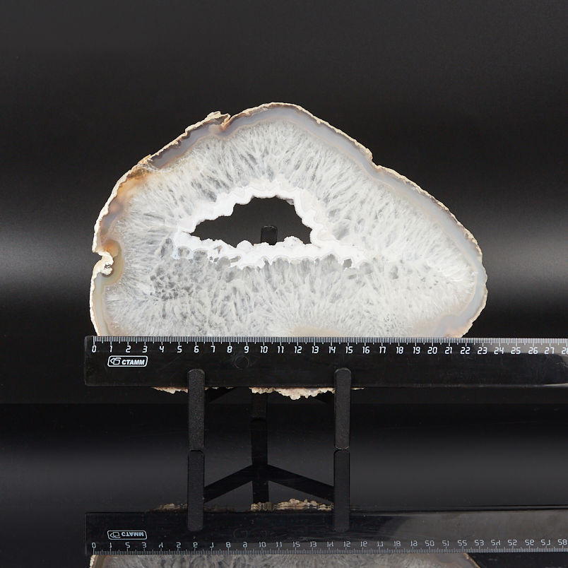 Срез агат серый Бразилия от 20&nbsp;см (на подставке)