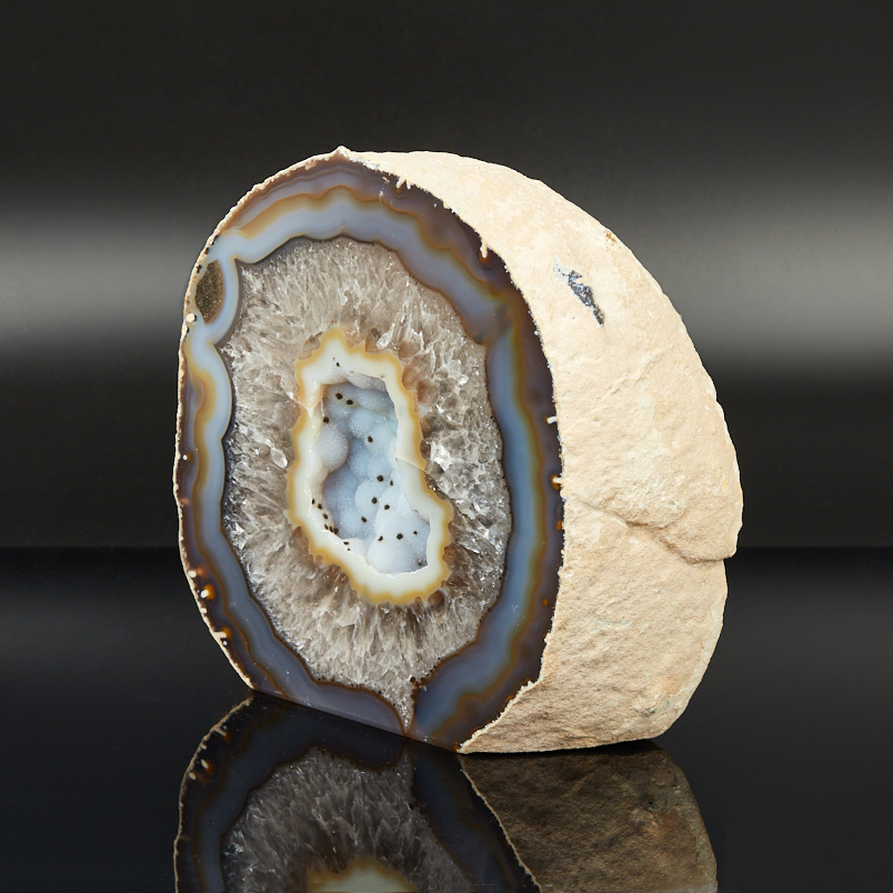 Жеода агат серый Бразилия 16-20 см