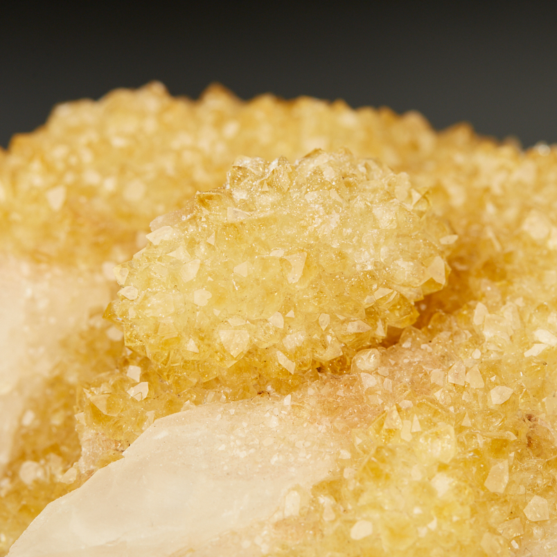 Друза цитрин Бразилия 16-20 см (на подставке)