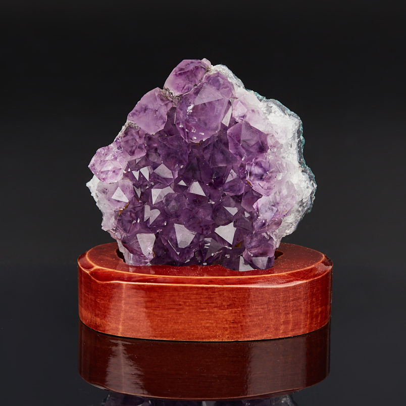 Друза аметист Бразилия 7-9&nbsp;см (1&nbsp;шт) (на подставке)