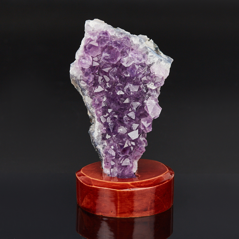 Друза аметист Бразилия 9-12&nbsp;см (1&nbsp;шт) (на подставке)