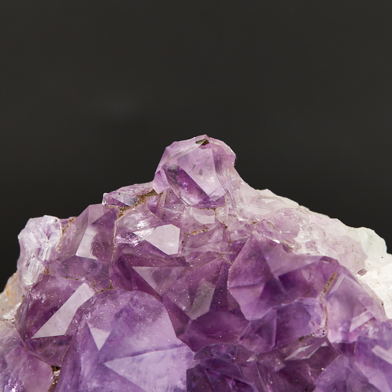 Друза аметист Бразилия от 20&nbsp;см (на подставке)