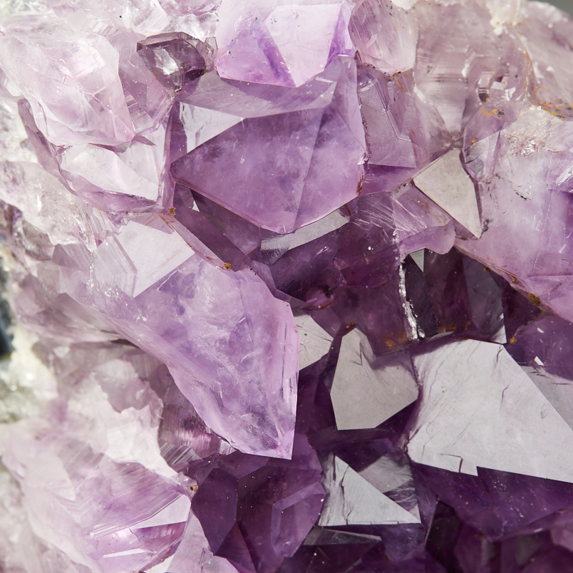 Друза аметист Бразилия 16-20 см (на подставке)