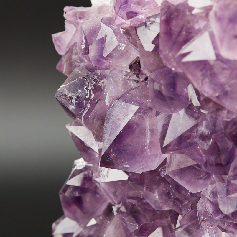 Друза аметист Бразилия 16-20&nbsp;см (на подставке)