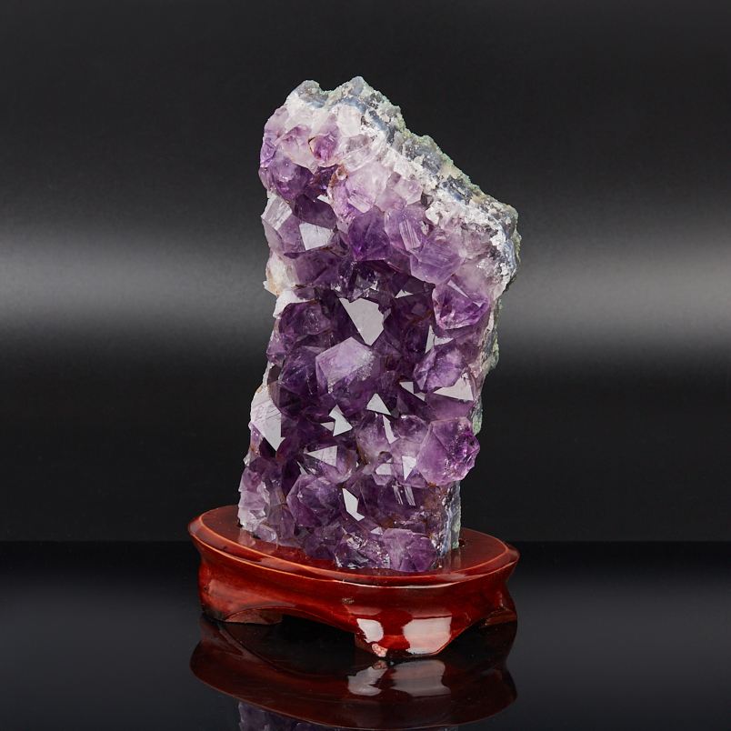 Друза аметист Бразилия 16-20&nbsp;см (на подставке)