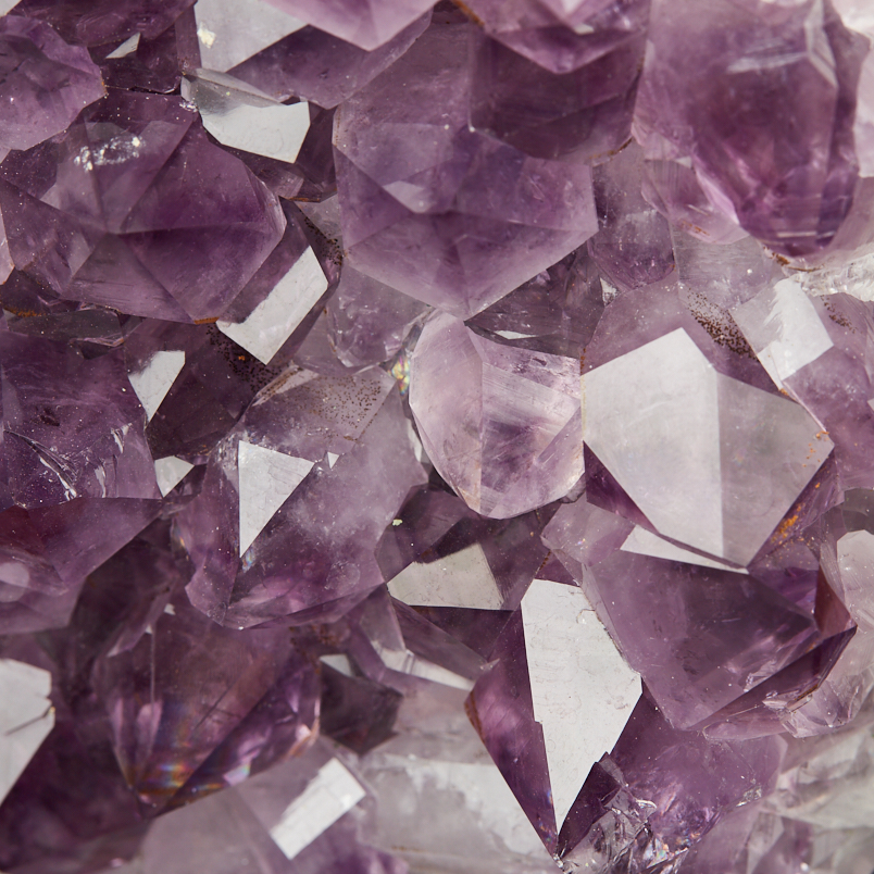 Друза аметист Бразилия 16-20 см (на подставке)