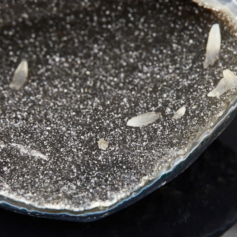 Жеода аметист черный Бразилия 12-16 см (1 шт)