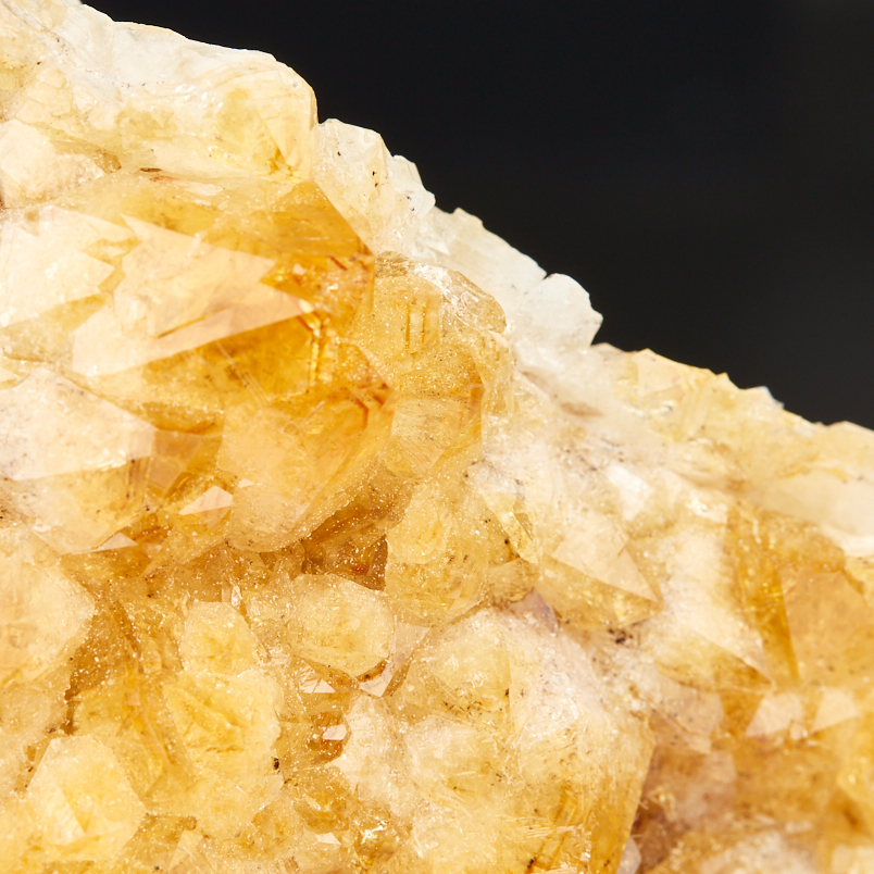 Друза цитрин Бразилия 16-20 см (на подставке)