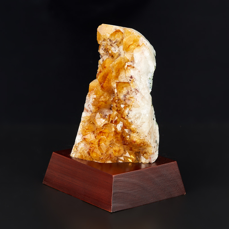 Друза цитрин Бразилия 12-16&nbsp;см (на подставке)