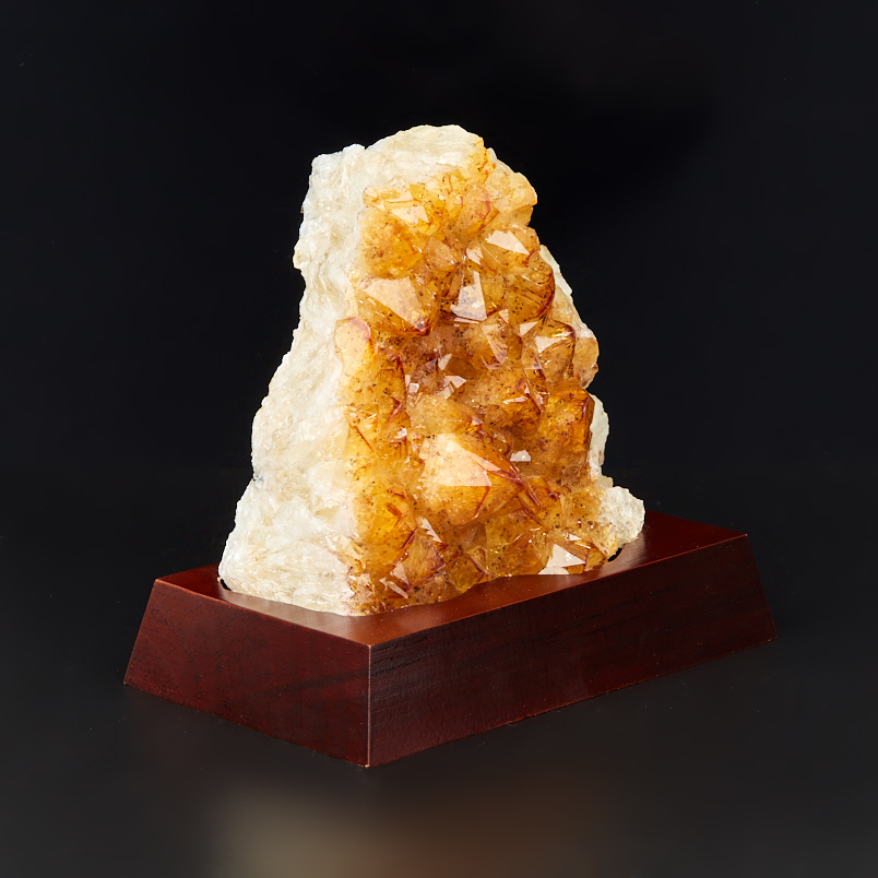 Друза цитрин Бразилия 12-16&nbsp;см (на подставке)