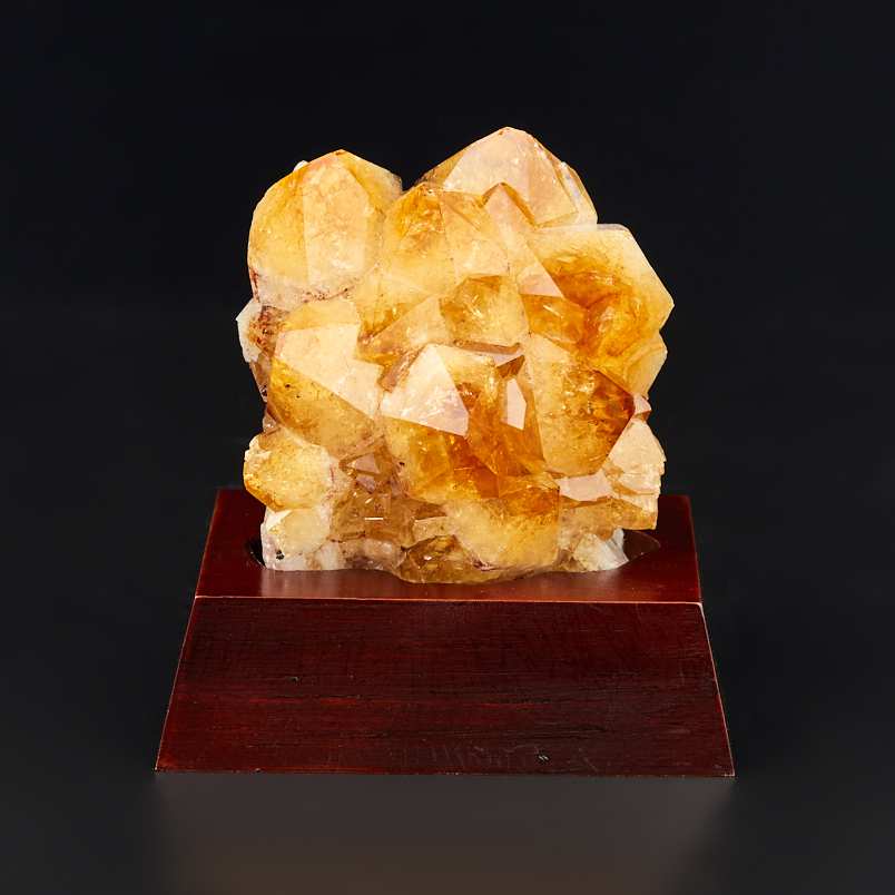 Друза цитрин Бразилия 9-12&nbsp;см (на подставке)