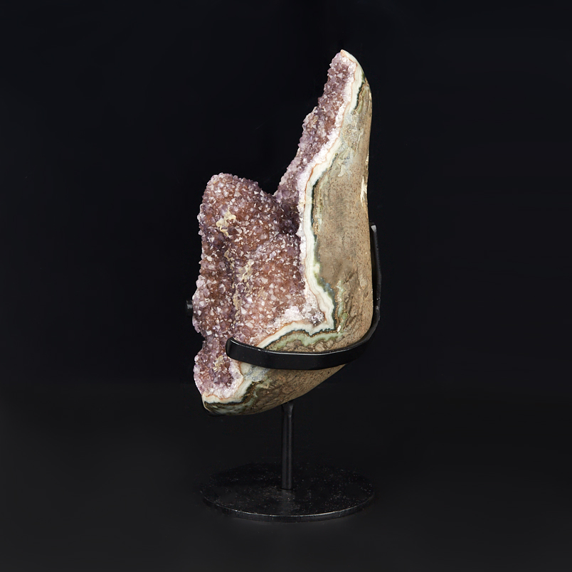 Жеода аметист Бразилия 16-20 см (на подставке)