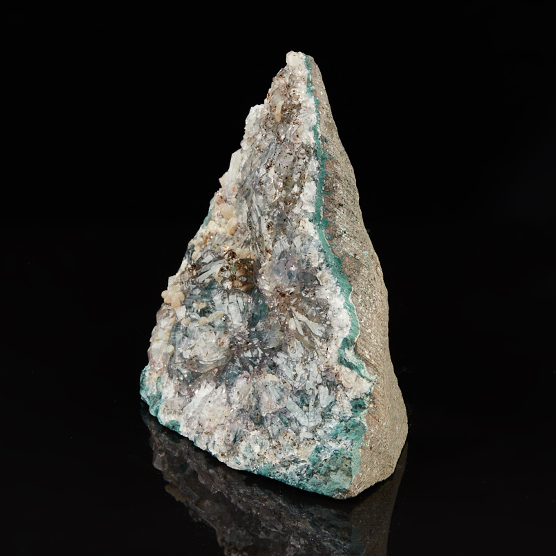 Друза аметист зелёный Бразилия 9-12&nbsp;см