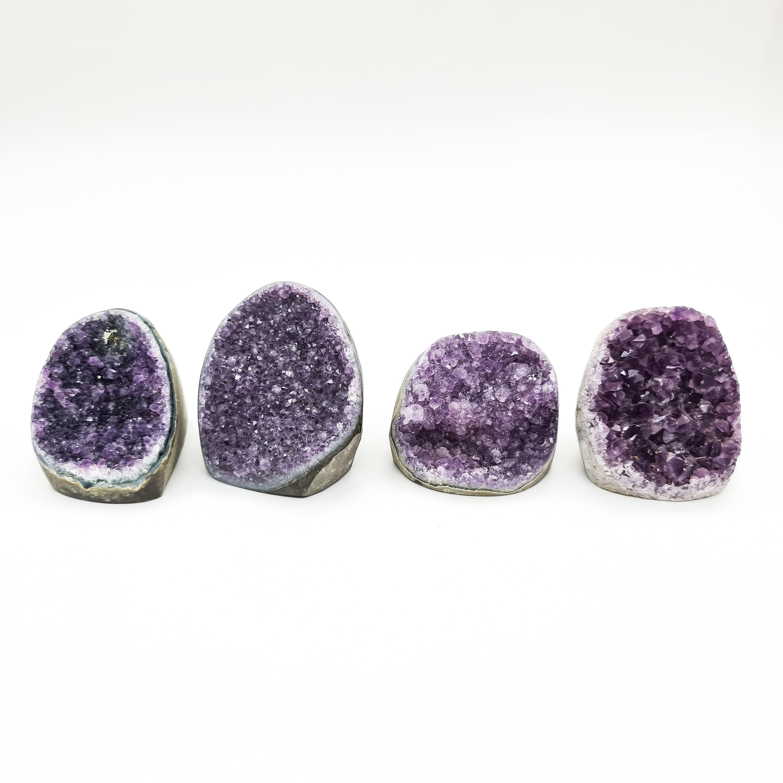 Друза аметист Бразилия 5-7&nbsp;см (1&nbsp;шт)