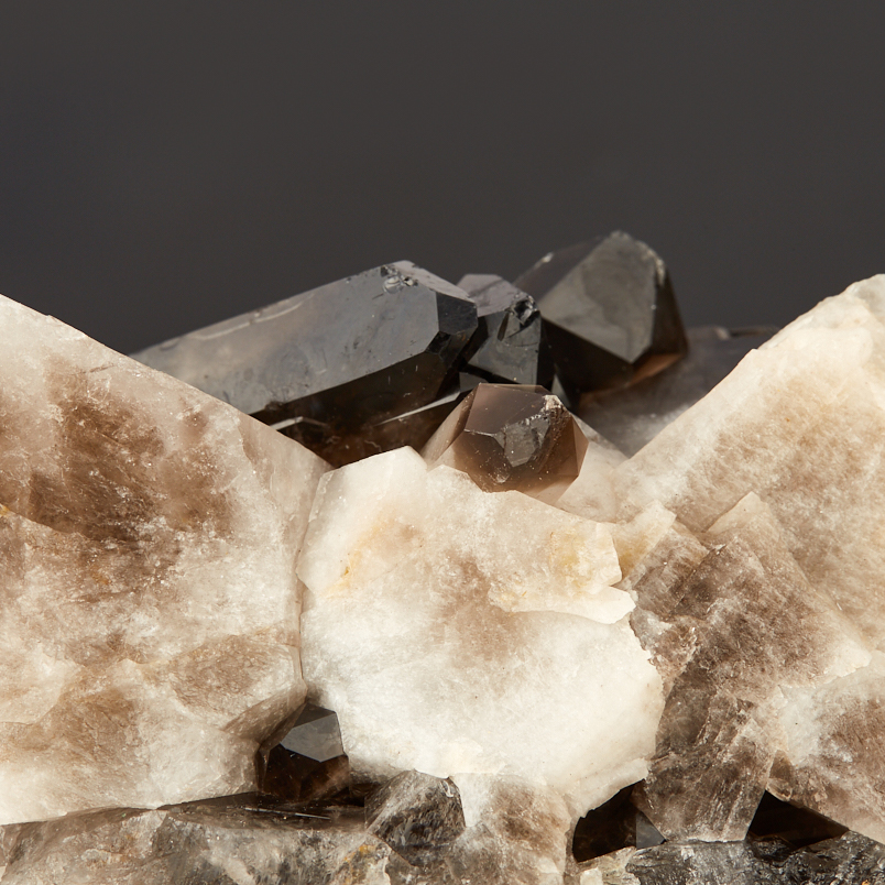 Друза раухтопаз Бразилия 16-20&nbsp;см