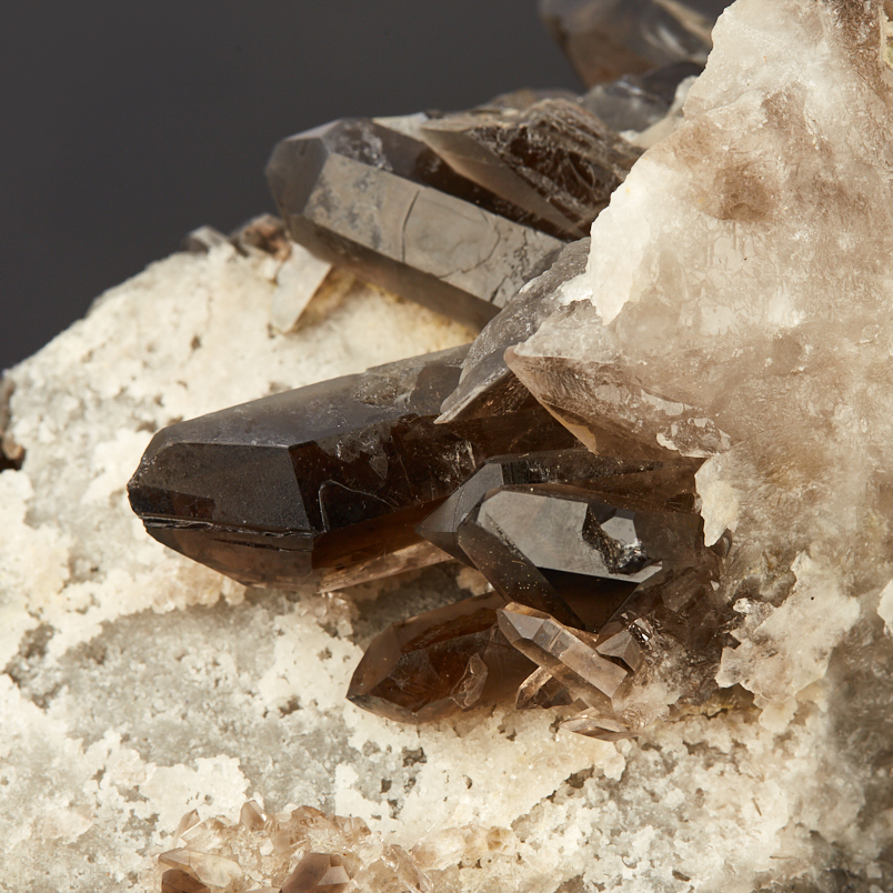 Друза раухтопаз Бразилия 16-20&nbsp;см