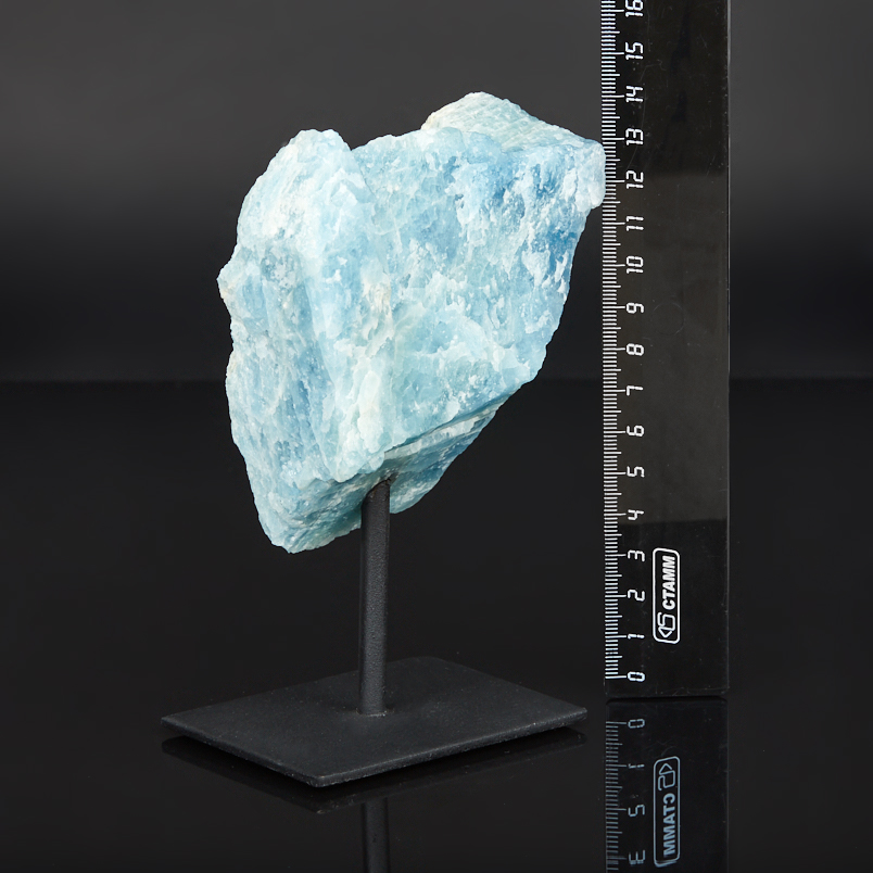 Образец аквамарин Бразилия 12-16 см (на подставке)