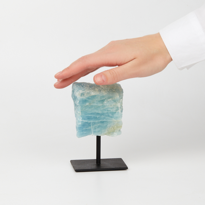 Образец аквамарин Бразилия 12-16&nbsp;см (на подставке)