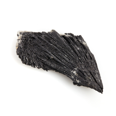 Образец кианит черный Бразилия 7-9 см (1 шт)