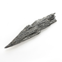 Образец кианит черный Бразилия 9-12 см (1 шт)