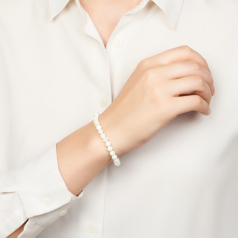 Браслет перламутр белый Индонезия 6 мм 18 см