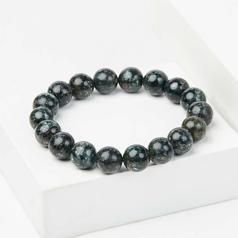 Браслет клинохлор (серафинит) Россия 10&nbsp;мм 18&nbsp;см