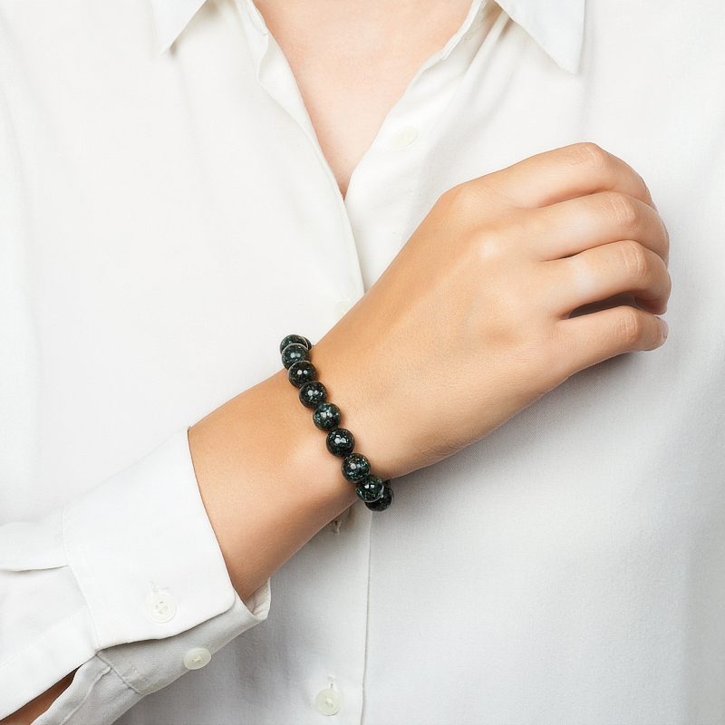 Браслет клинохлор (серафинит) Россия 10&nbsp;мм 18&nbsp;см