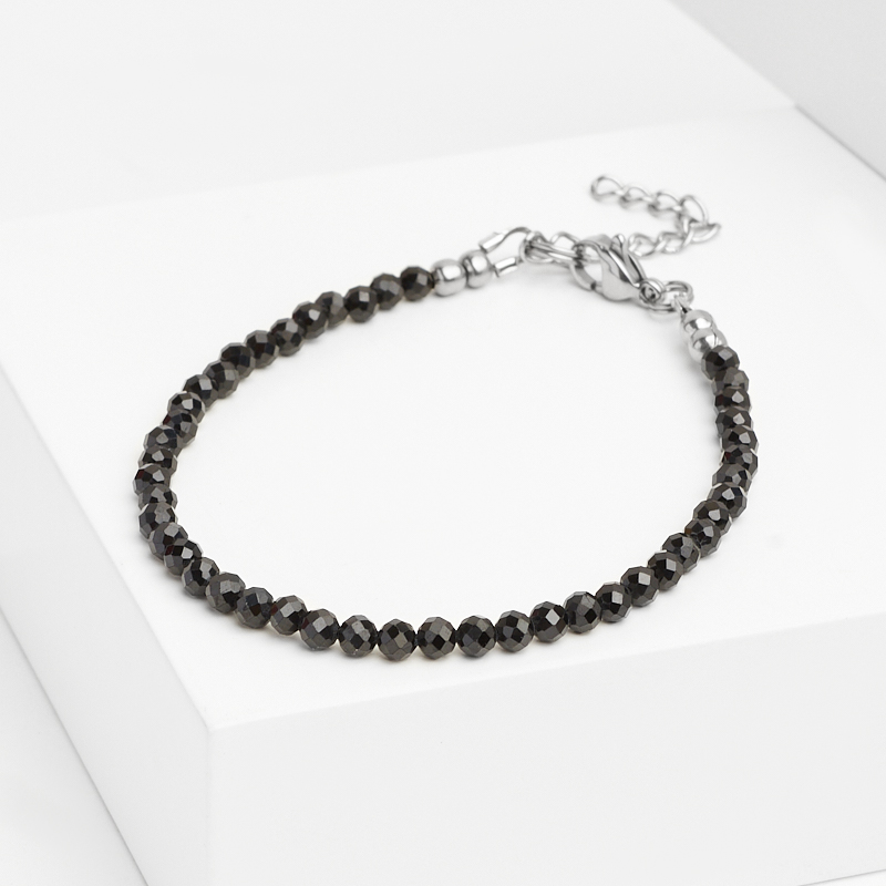 Браслет шпинель черная Шри Ланка (сталь хир.) огранка 3 мм 18 см (+3 см)