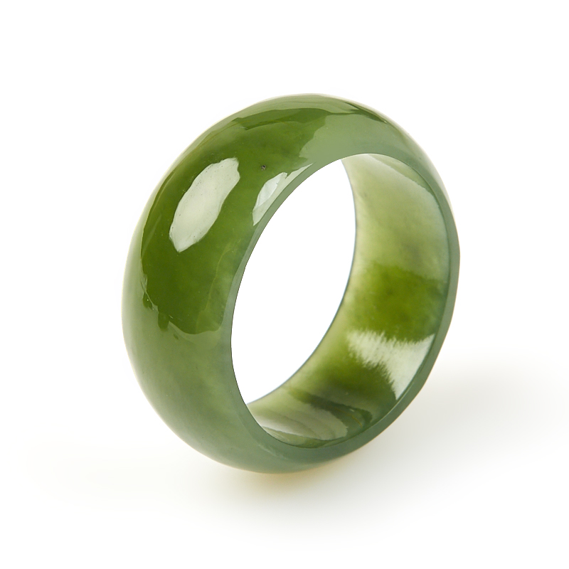 Кольцо нефрит зеленый Россия (цельное) размер 17,5