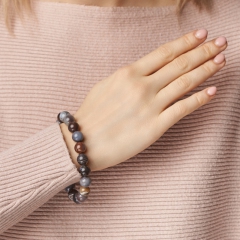 Браслет агат серый Бразилия 10 мм 18 см