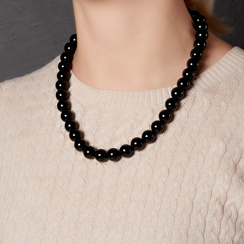 Бусы агат черный Бразилия (сталь хир.) 12 мм 48 см (+7 см)