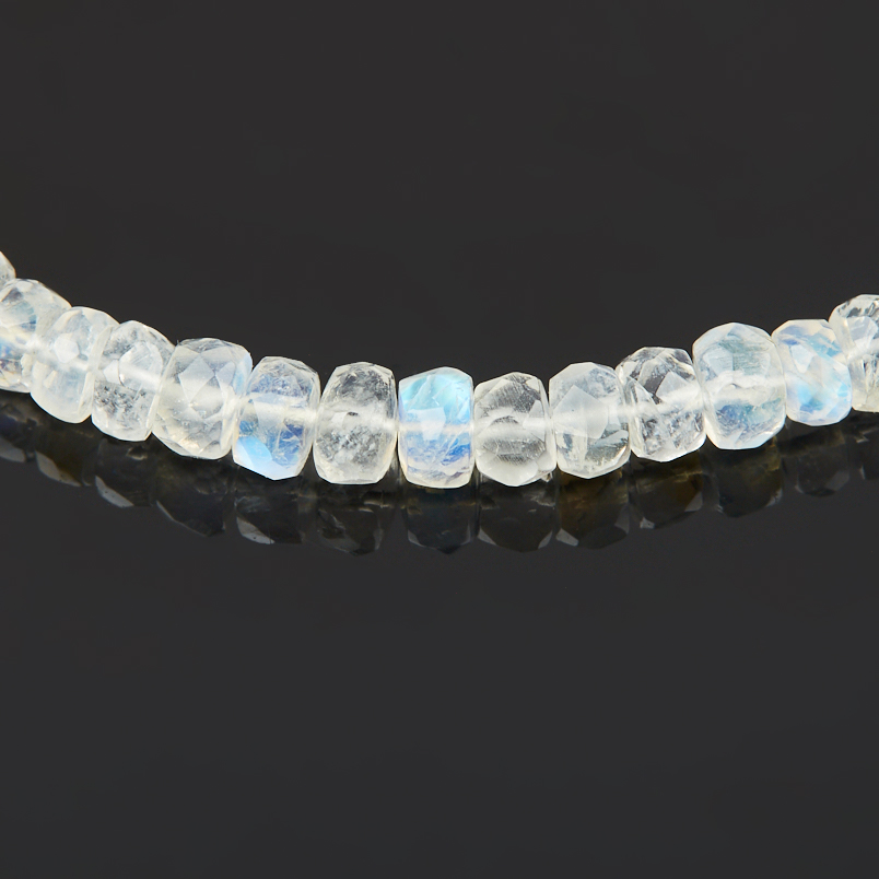 Бусы лунный камень (адуляр) Индия (сталь хир.) огранка 46&nbsp;см (+7&nbsp;см)