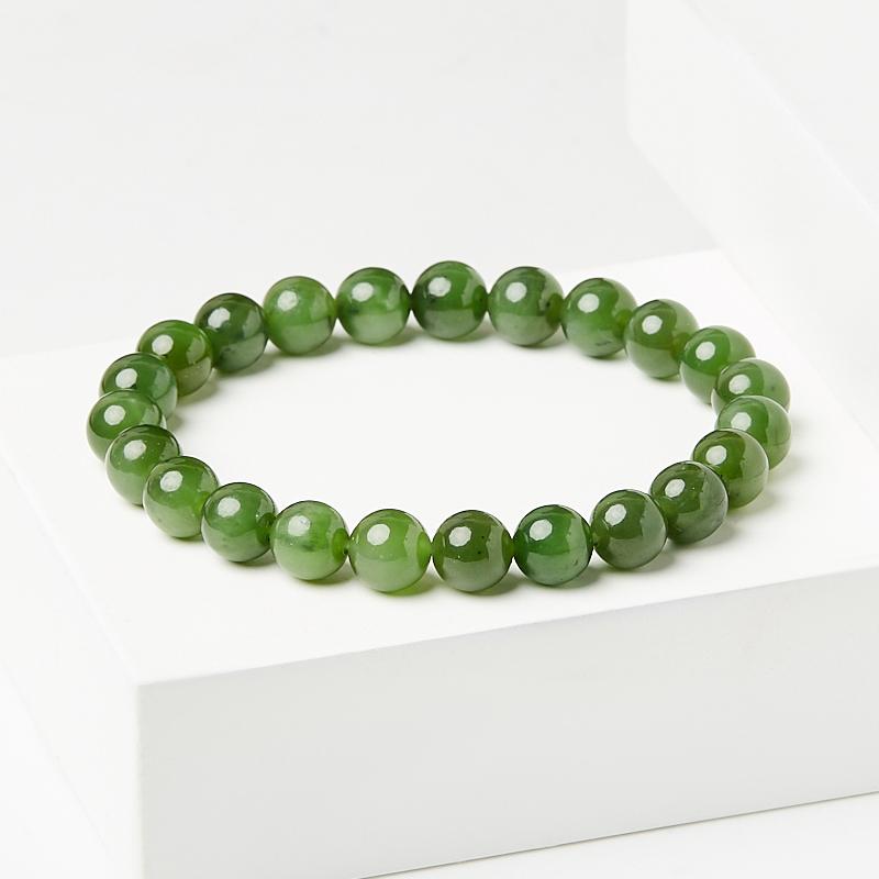 Браслет нефрит зеленый Россия 8 мм 18 см