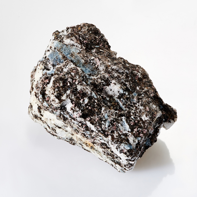 Какой минерал является слюдой. Минералы кварц, мусковит. Слюда минерал. Кварц s573. Кианит слюда.